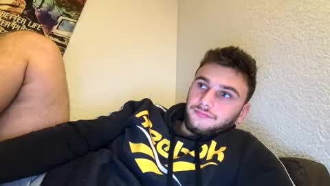 Brokebutcute online show from 11.05.25