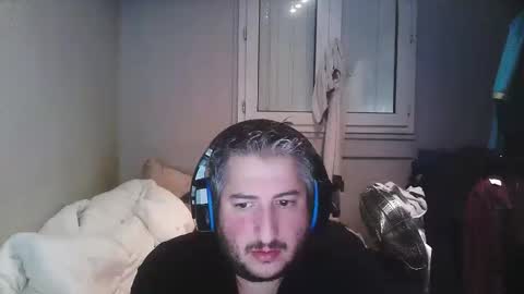 Snapshot of misterbelled chatting on 10.08.25 misterbelled online show from 10.08.25