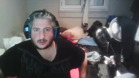 Snapshot of misterbelled chatting on 10.10.25 misterbelled online show from 10.10.25