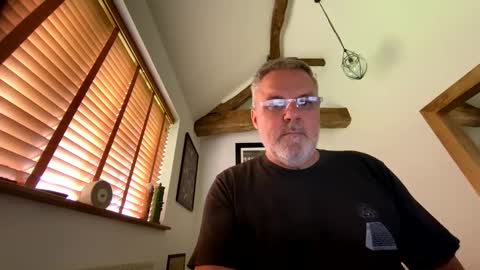 Snapshot of misterblivs chatting on 05.14.26 Misterblivs online show from 05.14.26