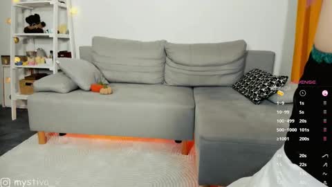 Snapshot of mistiva chatting on 10.14.25 Hi everyone Im Tina online show from 10.14.25