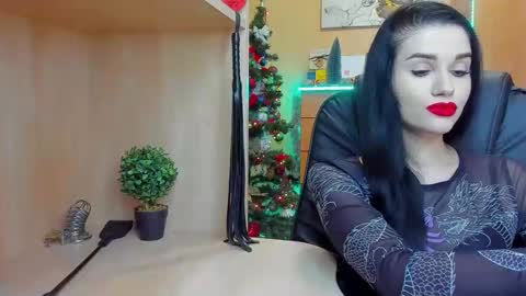 Mistress Kristi online show from 12.10.24