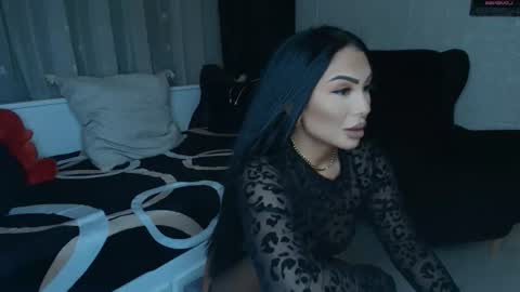 Snapshot of mistress_meryem chatting on 06.22.26 mistress_meryem online show from 06.22.26