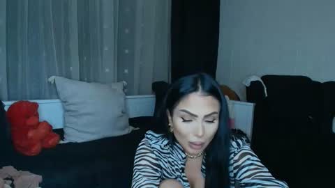 Snapshot of mistress_meryem chatting on 07.14.26 mistress_meryem online show from 07.14.26