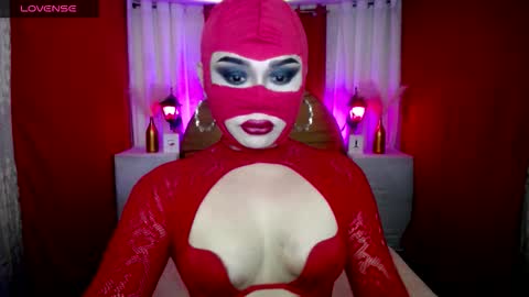 Snapshot of mistress_mysterious chatting on 10.14.25 mistress_mysterious online show from 10.14.25