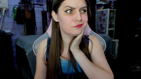 Snapshot of mistress_priest chatting on 01.15.25 Dirty Priest and Ivi online show from 01.15.25