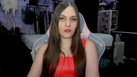 Snapshot of mistress_priest chatting on 03.01.25 Dirty Priest and Ivi online show from 03.01.25