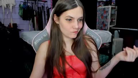 Snapshot of mistress_priest chatting on 03.02.25 Dirty Priest and Ivi online show from 03.02.25