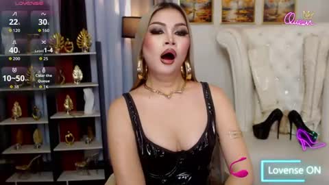Snapshot of mistressathenna chatting on 06.19.26 mistressathenna online show from 06.19.26