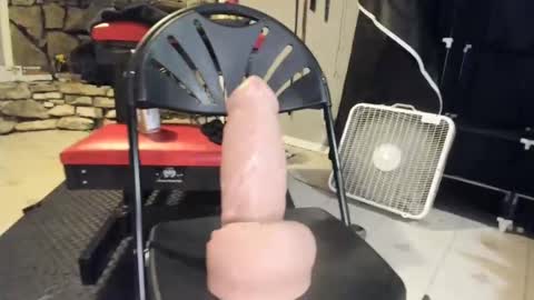 Snapshot of mistressc365 chatting on 01.06.25 Mistress C and bitch boy online show from 01.06.25