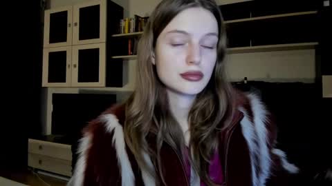 Snapshot of mistresselizy chatting on 01.10.25 mistresselizy online show from 01.10.25