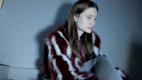 Snapshot of mistresselizy chatting on 01.12.25 mistresselizy online show from 01.12.25