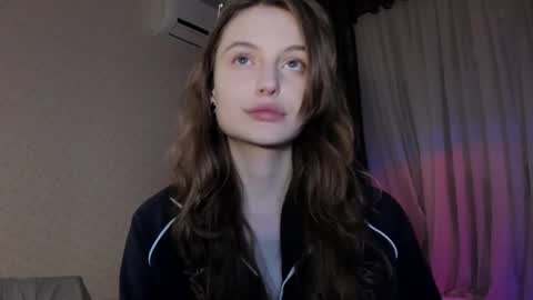 Snapshot of mistresselizy chatting on 02.11.25 mistresselizy online show from 02.11.25