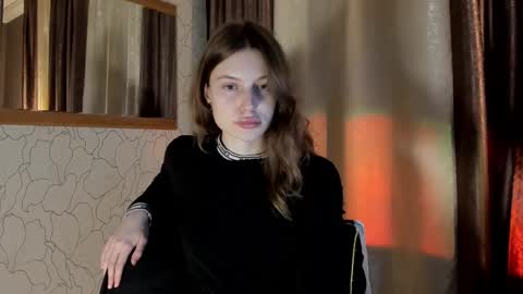 Snapshot of mistresselizy chatting on 02.28.25 mistresselizy online show from 02.28.25