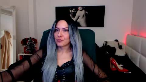 MistressEvelyn  online show from 12.16.24