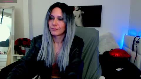MistressEvelyn  online show from 02.24.25