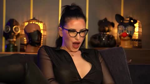 Mistress Kelly online show from 03.08.26