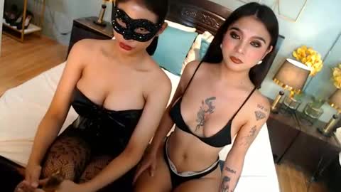 Snapshot of mistressmoonluna chatting on 07.07.26 mistressmoonluna online show from 07.07.26