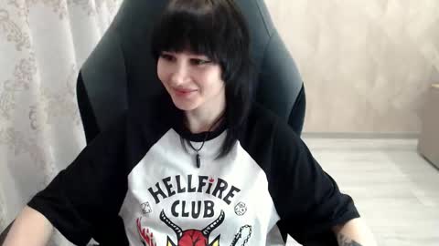 misty_dark online show from 10.22.25