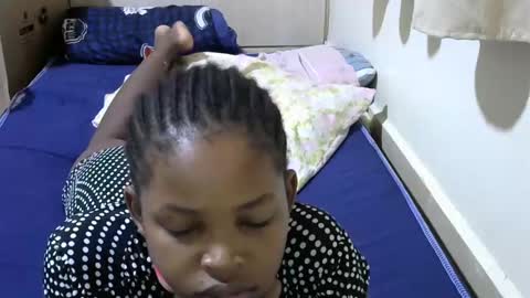 Snapshot of misty_shee chatting on 02.19.25 misty_shee online show from 02.19.25