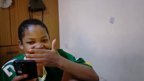 Snapshot of misty_shee chatting on 09.28.25 misty_shee online show from 09.28.25