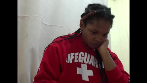 Snapshot of misty_shee chatting on 10.12.25 misty_shee online show from 10.12.25