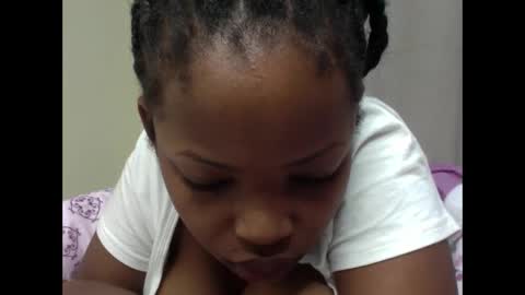 Snapshot of misty_shee chatting on 11.07.25 misty_shee online show from 11.07.25