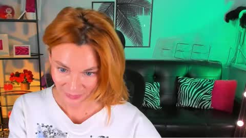 Snapshot of mistybarnes chatting on 03.09.25 MistyBarnes NONUDE MODEL online show from 03.09.25