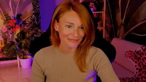 Snapshot of mistybarnes chatting on 09.20.25 MistyBarnes NONUDE MODEL online show from 09.20.25