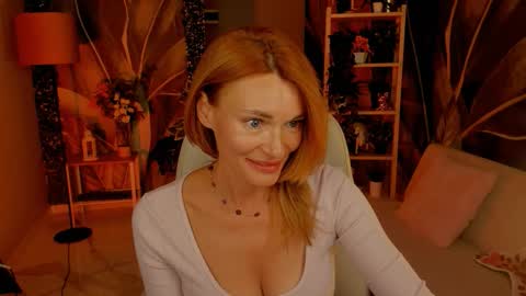Snapshot of mistybarnes chatting on 10.04.25 MistyBarnes NONUDE MODEL online show from 10.04.25