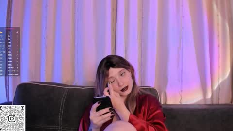 Violet online show from 09.19.25
