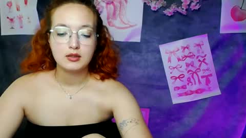 Snapshot of mistyrosee chatting on 06.17.26 Aria online show from 06.17.26