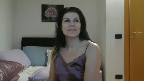 MISXY500310 online show from 01.04.25