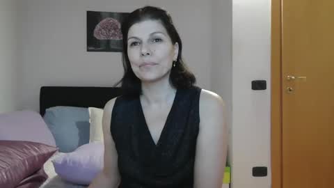 MISXY500310 online show from 01.18.25