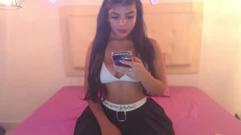 Snapshot of mitchell_diaz chatting on 09.28.25 Mitchell online show from 09.28.25