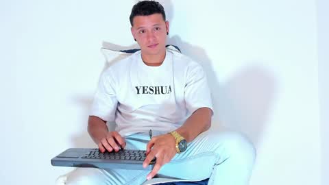 Snapshot of mitchellburns chatting on 02.06.25 mitchell online show from 02.06.25