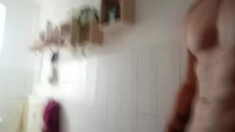 Snapshot of mitchi198989 chatting on 01.14.26 mitchi198989 online show from 01.14.26