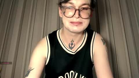 Snapshot of mitia_d chatting on 06.27.26 Mitya online show from 06.27.26