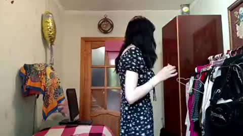 Snapshot of mittiescafuto chatting on 07.19.26 Mia online show from 07.19.26