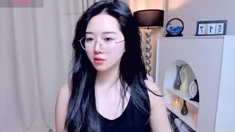 Snapshot of miu99999 chatting on 06.17.26 miu99999 online show from 06.17.26