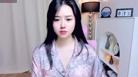 Snapshot of miu99999 chatting on 07.18.26 miu99999 online show from 07.18.26