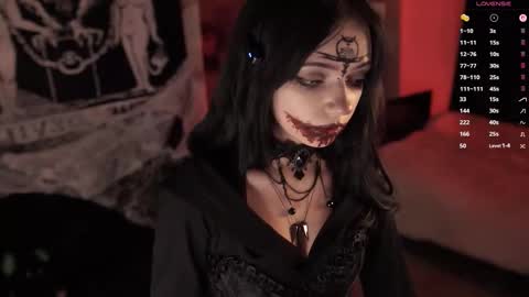 Snapshot of miuri_miy chatting on 10.24.25 Yuka online show from 10.24.25