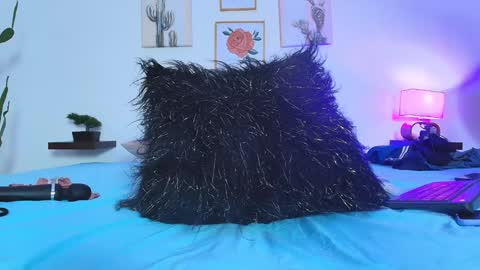 Miwa  online show from 12.24.24