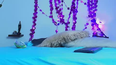 Miwa  online show from 03.07.25