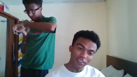 Snapshot of mixedboy_sexy chatting on 09.21.25 mixedboy_sexy online show from 09.21.25