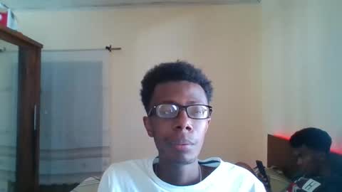 Snapshot of mixedboy_sexy chatting on 10.08.25 mixedboy_sexy online show from 10.08.25