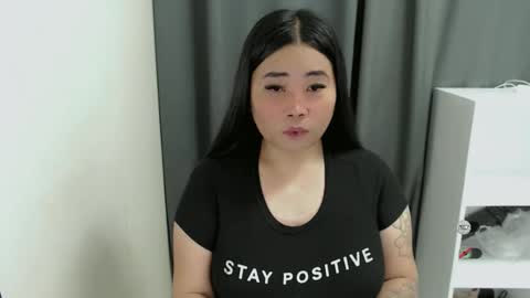 Snapshot of miya_licious chatting on 05.06.26 cassie marie online show from 05.06.26