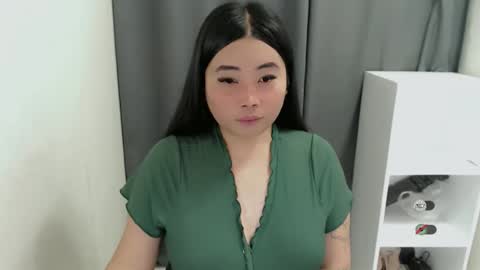 Snapshot of miya_licious chatting on 05.16.26 cassie marie online show from 05.16.26