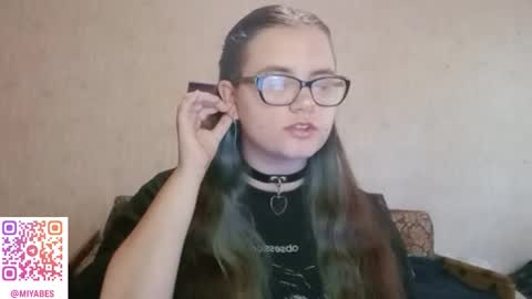 Milana online show from 09.10.25