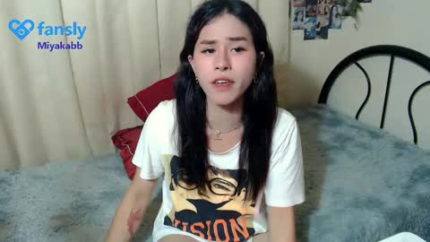 Miyakabebe online show from 11.30.25